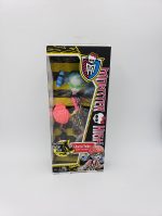 Monster High Skultimate Roller Maze Ghoulia Yelps Doll