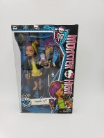 Monster High New Scaremester Clawdeen Wolf Fashion Doll