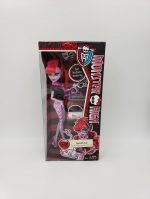 Monster High Scaritage Operetta Doll and Fashion Set
